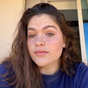 Meet your Posher, Ansley